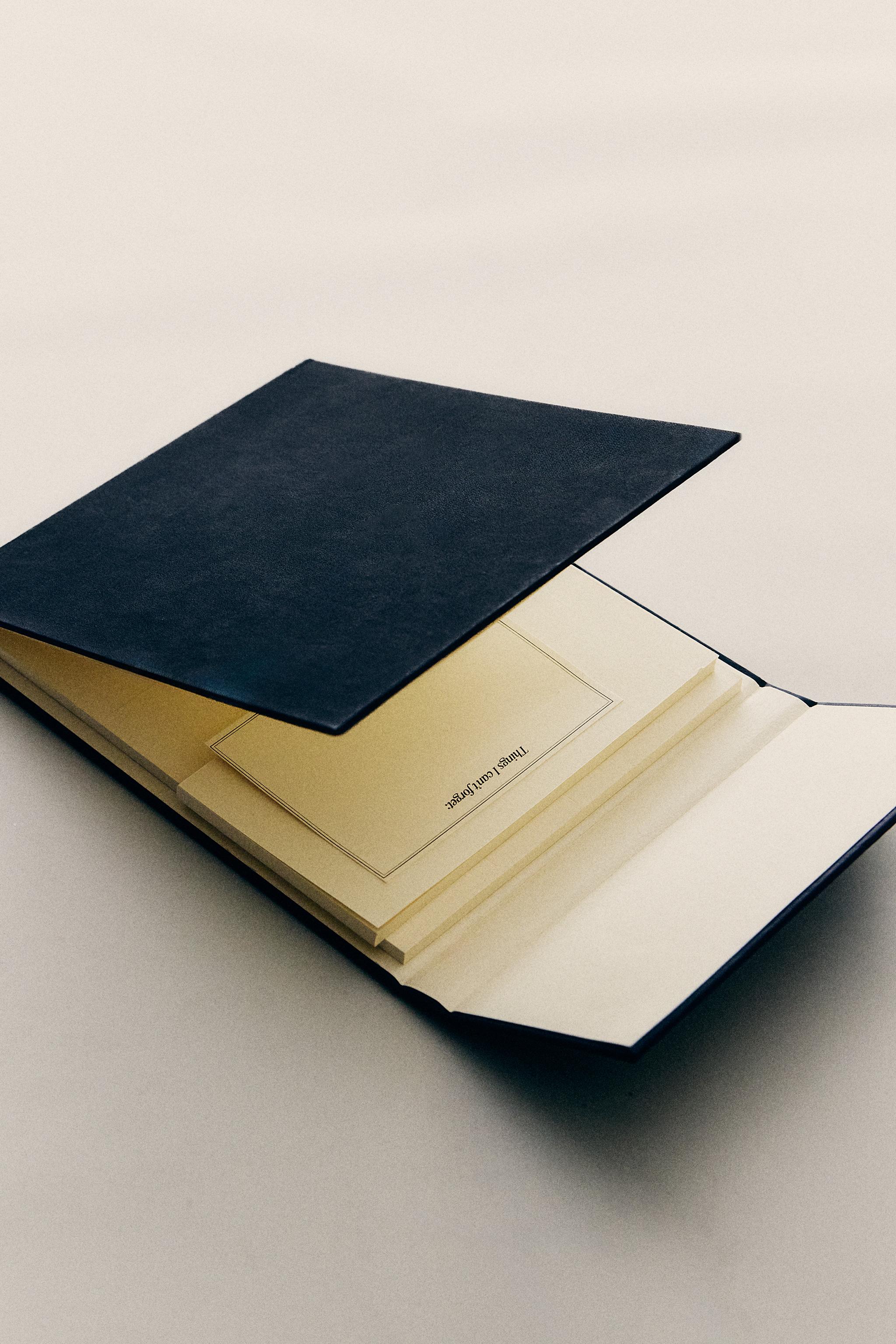 STICKY NOTE BOOK